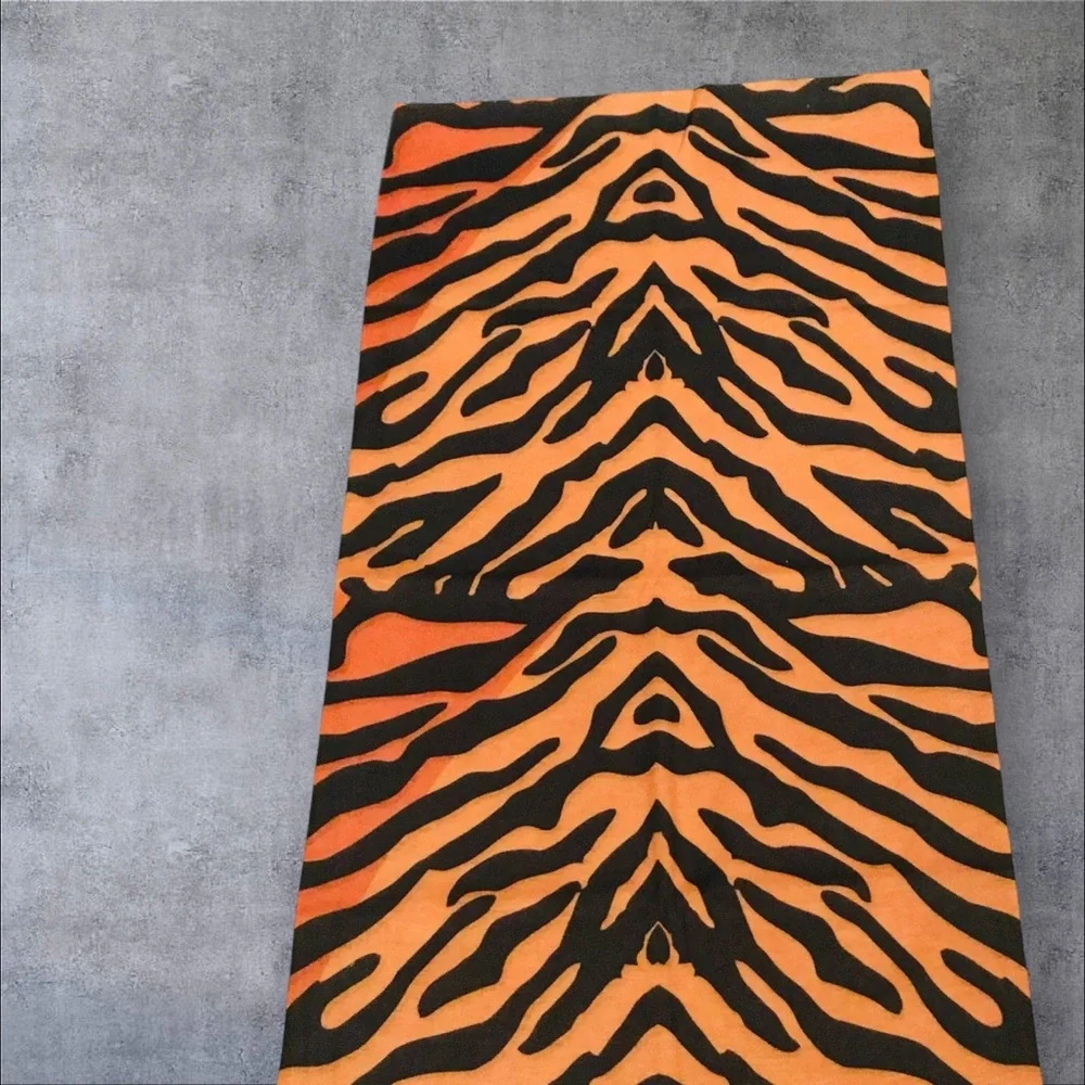 TIGER Big Cat Print 16 n 1 Neck Gaiter Dust Mask Face Cover Biker Rag